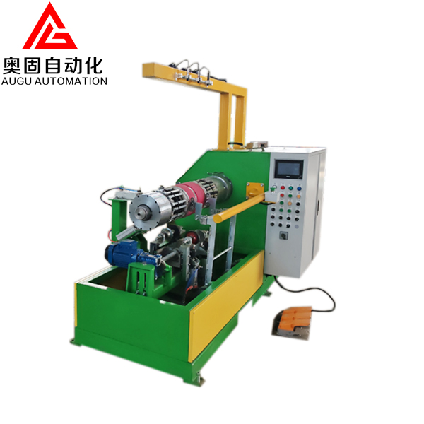 Trehjuling däck byggmaskin